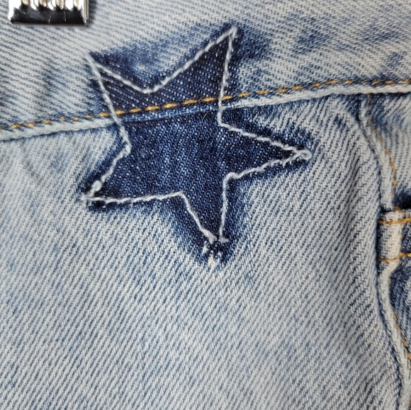 Rails Logan Star Denim Shorts Size 30 Medium Wash Button Fly 100% Cotton - Picture 4 of 12